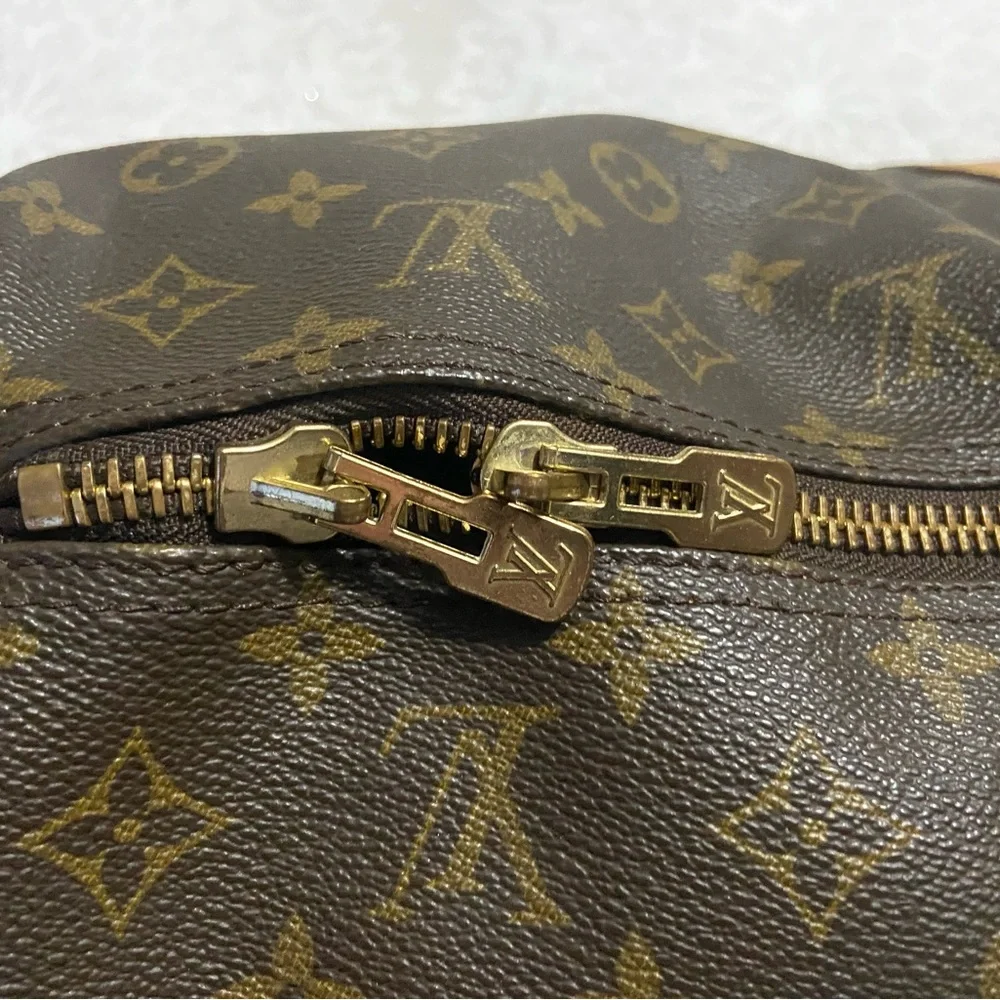 Authentic vintage Louis Vitton Monogram Keepall Bandolier 50 - Picture 9 of 11